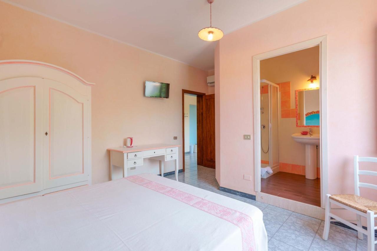S'Apposentu Affittacamere Pula Exterior foto